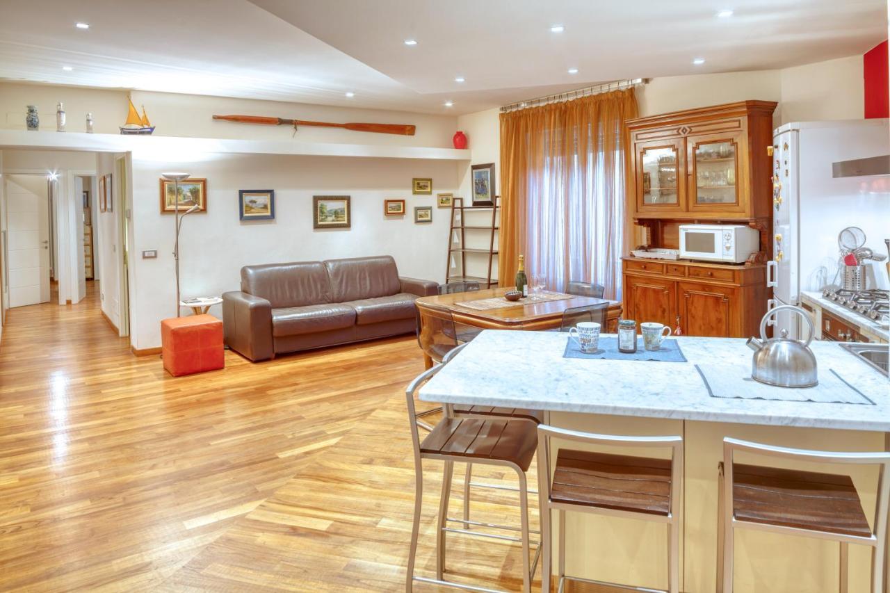 Dai Fiorentini - Apartment In Леванто Экстерьер фото